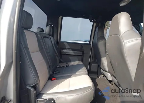 2008 Ford F-250 Xlt z USA, uszkodzony, nr VIN 1FTSW21R38EC63596